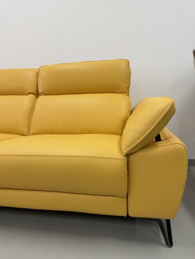 Zefio - přizvedlá područka v jiné poloze 